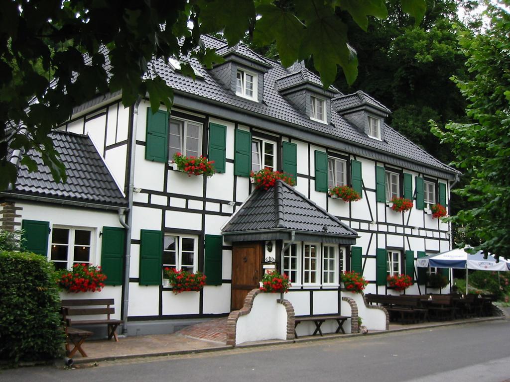 Wisskirchen Hotel & Restaurant โอเดนทาล ภายนอก รูปภาพ